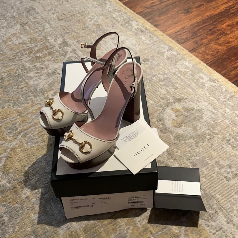 GUCCI authentic white platform sandals
